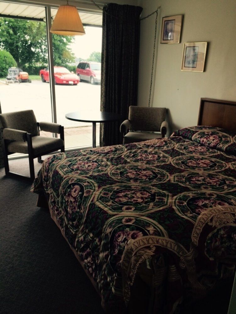 Town'N Country Motor Inn Leamington Exterior photo