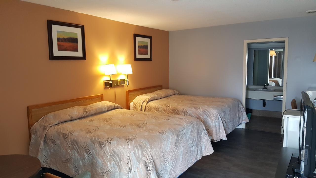 Town'N Country Motor Inn Leamington Exterior photo