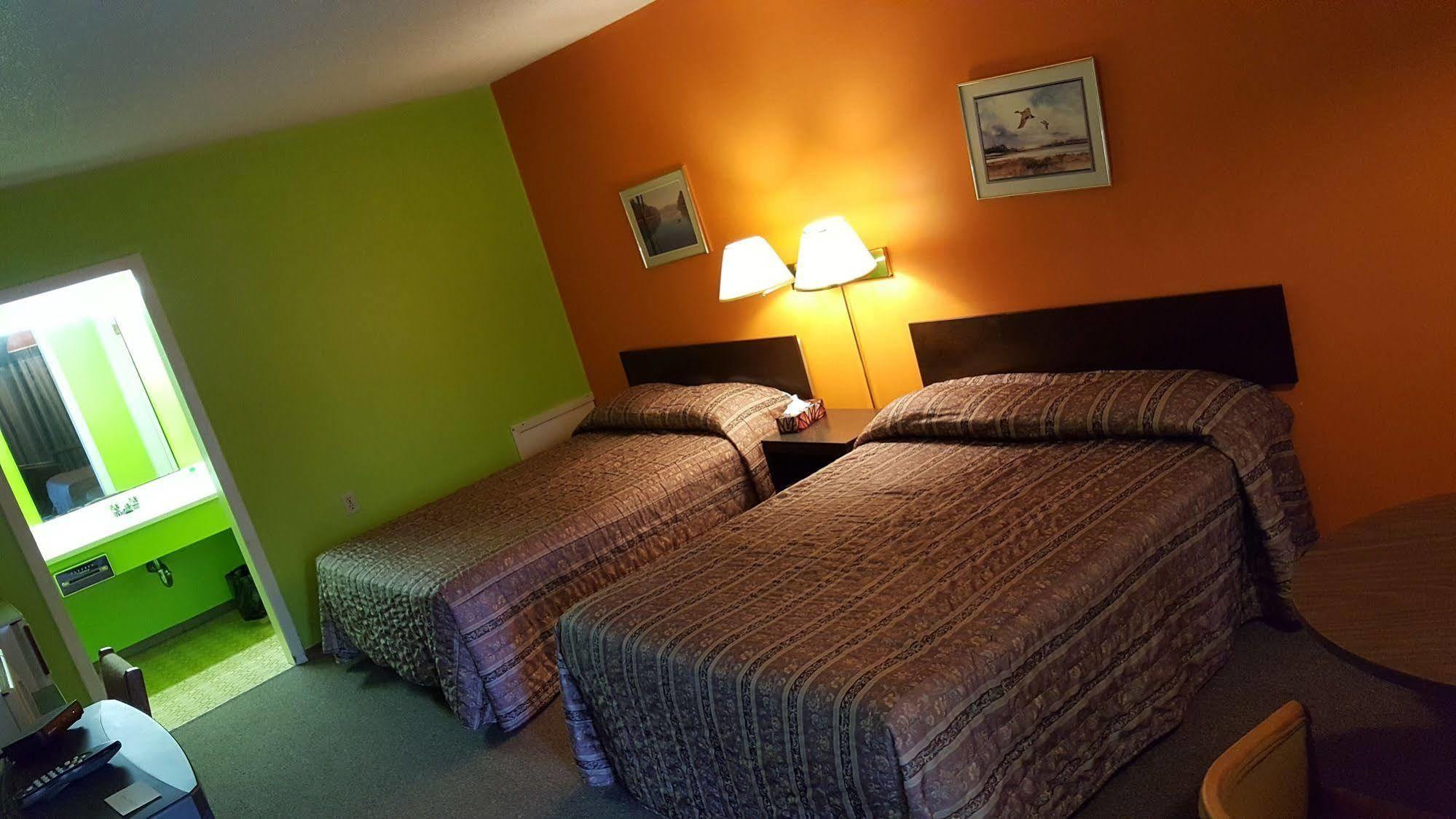 Town'N Country Motor Inn Leamington Exterior photo